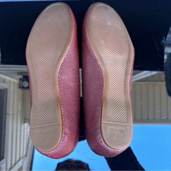 Charis Doxa Touchdown Football Flats Size 8.5 - Picture 11 of 12